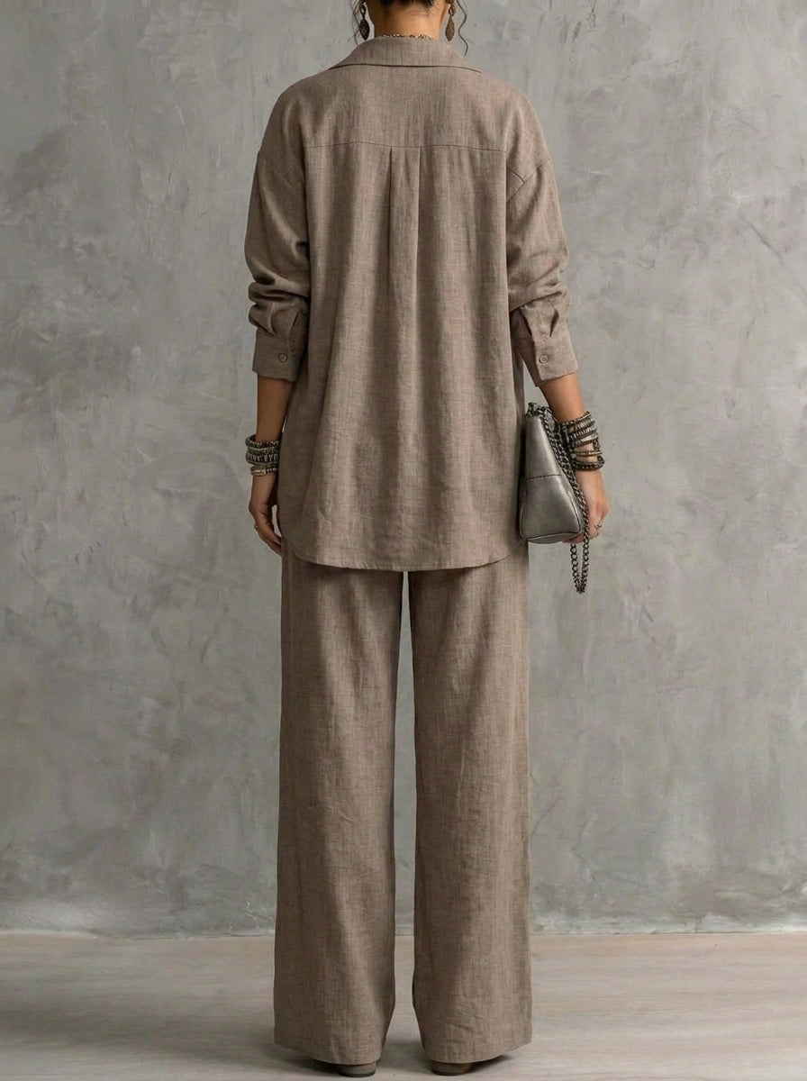 Kaya - Elegant set with a luxurious shirt