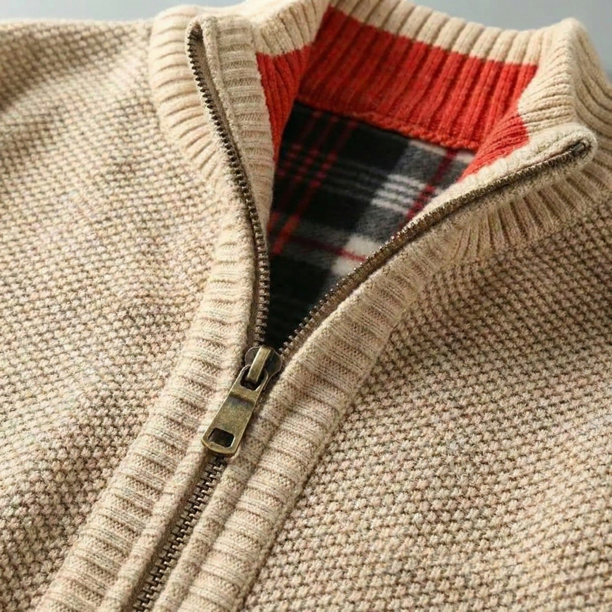 HENLEY ZIP KNIT CARDIGAN | REFINED WARMTH WITH A CLEAN EDGE