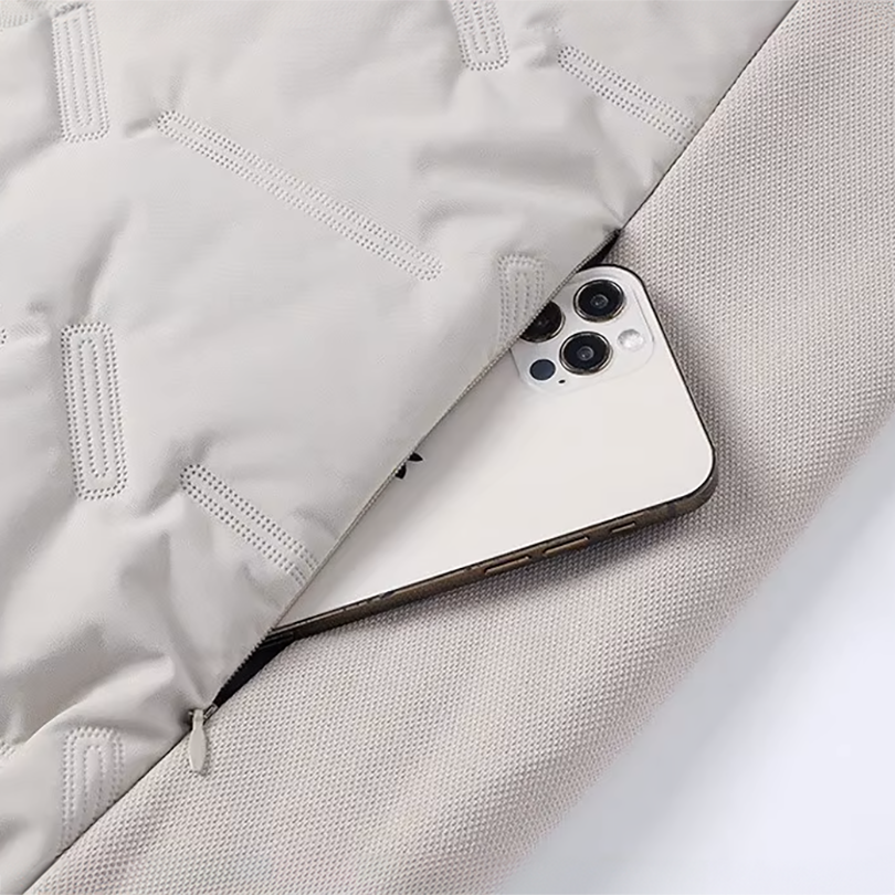MILTON HOODED JACKET | RELIABLE WARMTH FOR ON THE GO DAYS