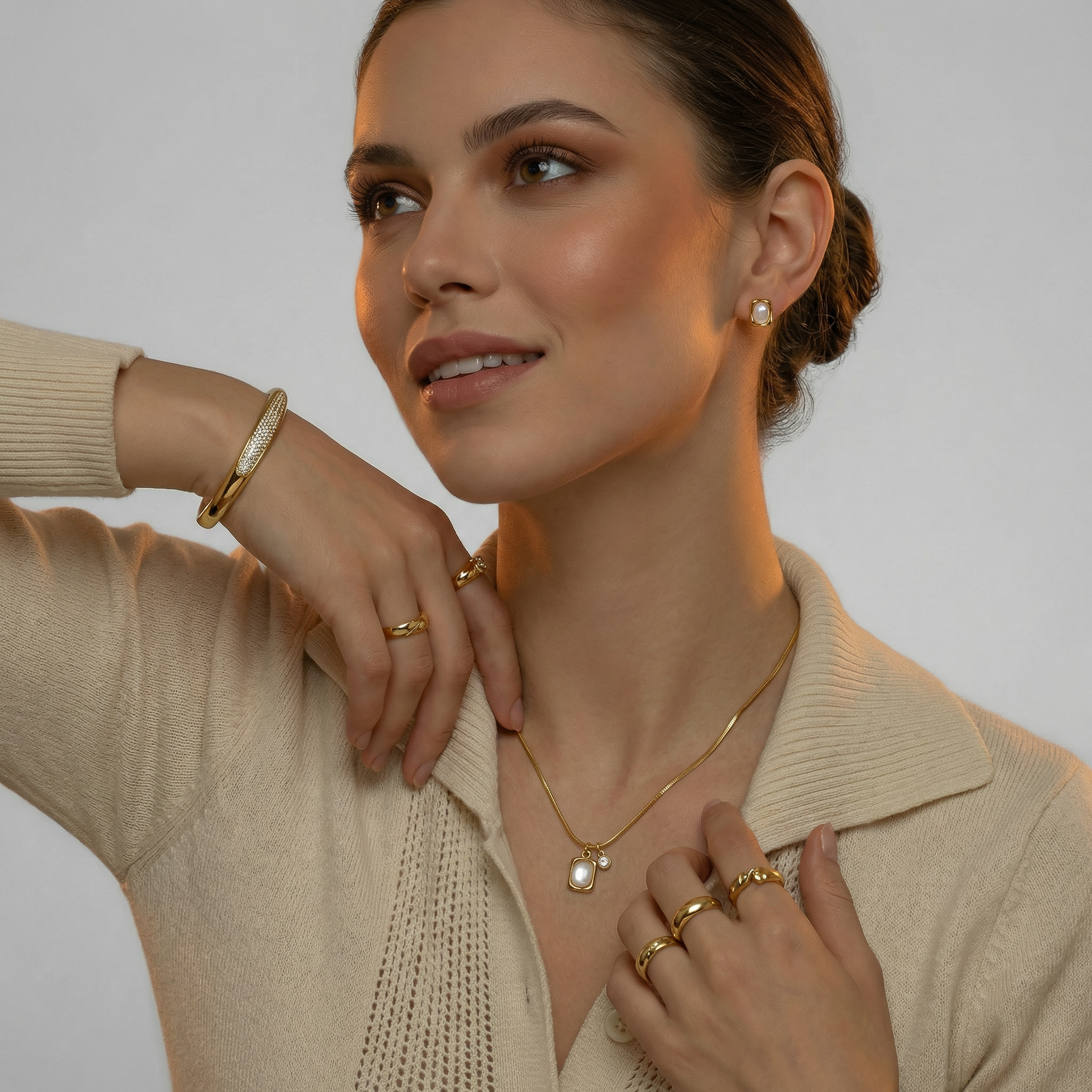 Elviane Necklace