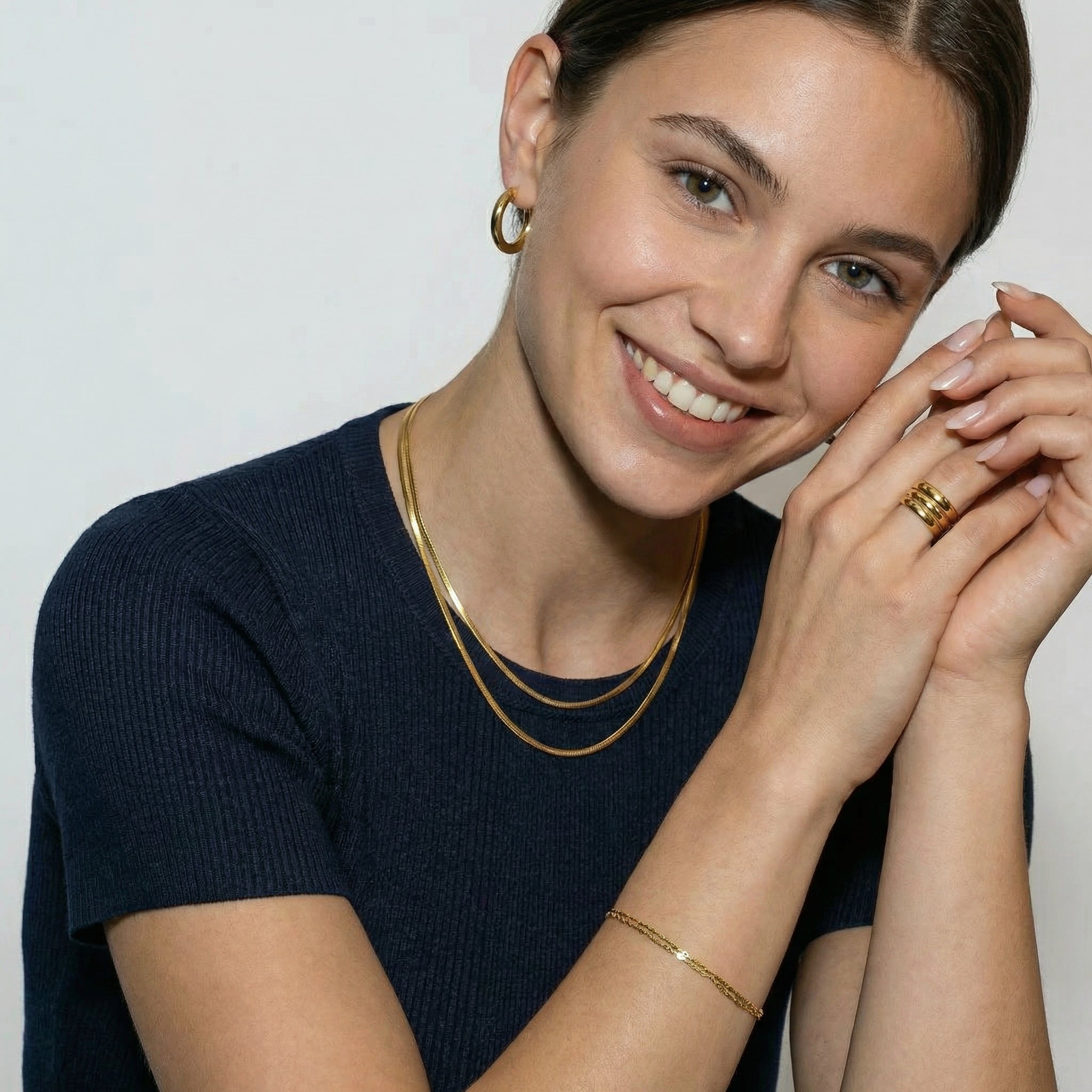 Calyra Necklace