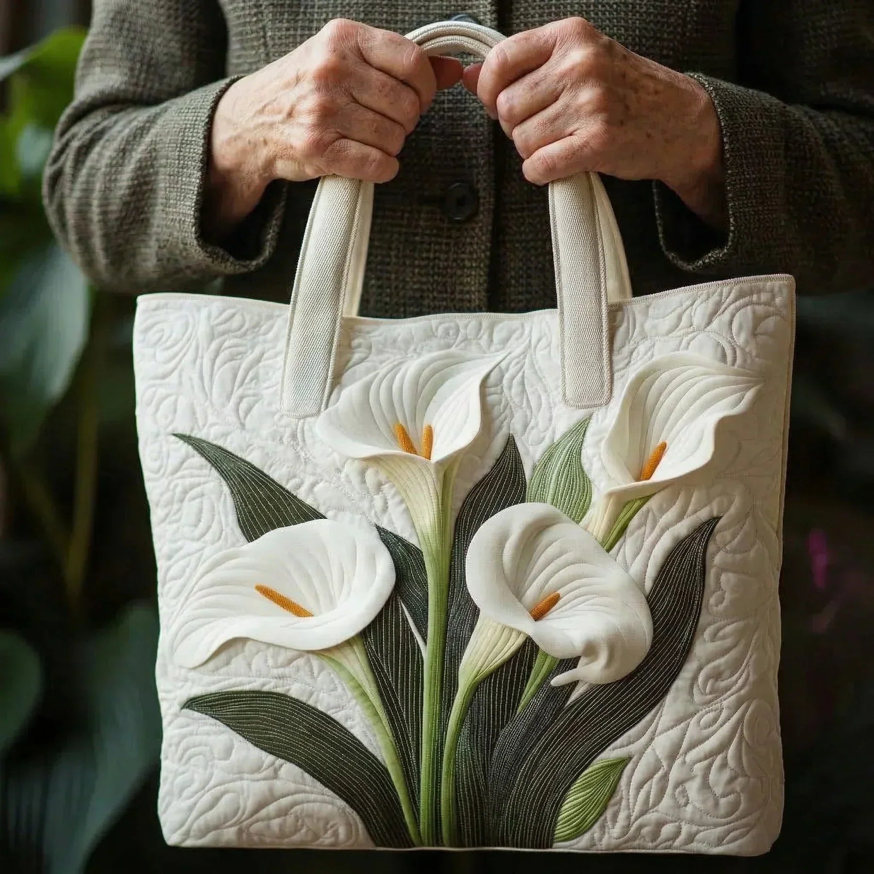 Quilted Artisan Bag - White Lilies